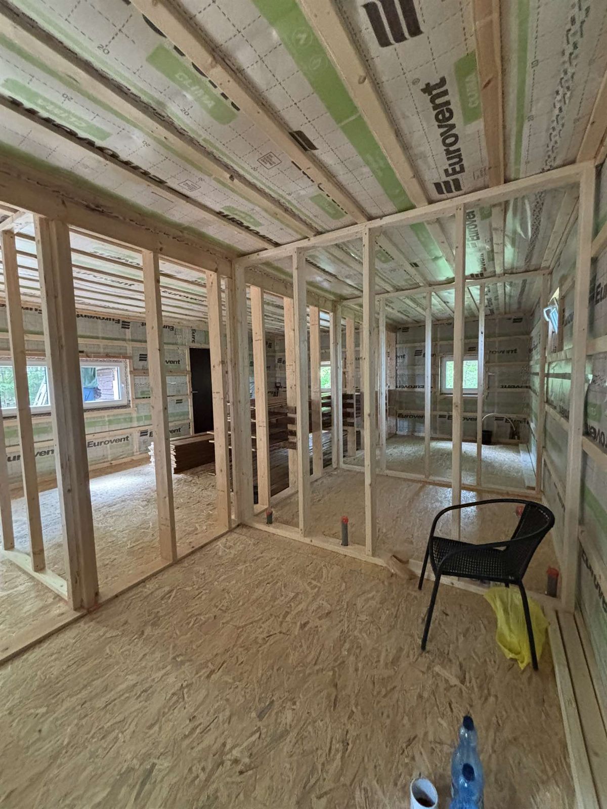 Realizacja Ad Astra Constructions — wnętrze domu szkieletowego
