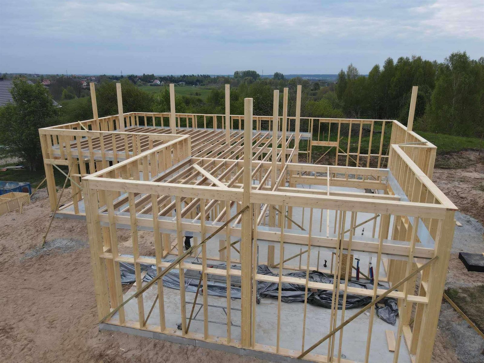 Realizacja Ad Astra Constructions — szkielet ścian parteru