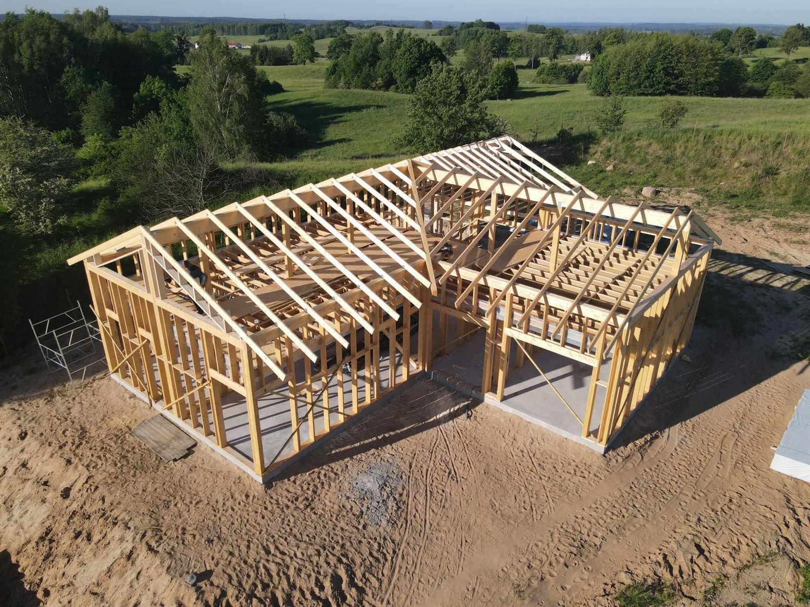 Realizacja Ad Astra Constructions — konstrukcja ścian i więźby dachowej